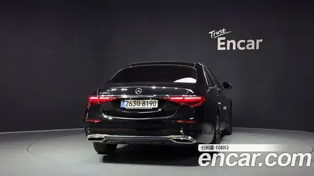 Mercedes-Benz S-Class 2021 — Photo 7/20