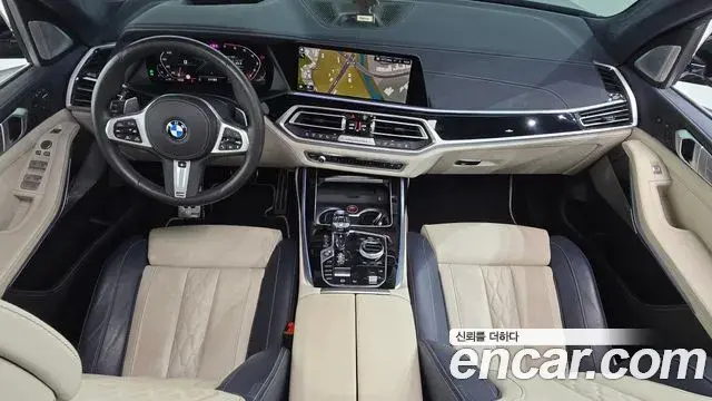 BMW X7 2020 — ფოტო 8/20