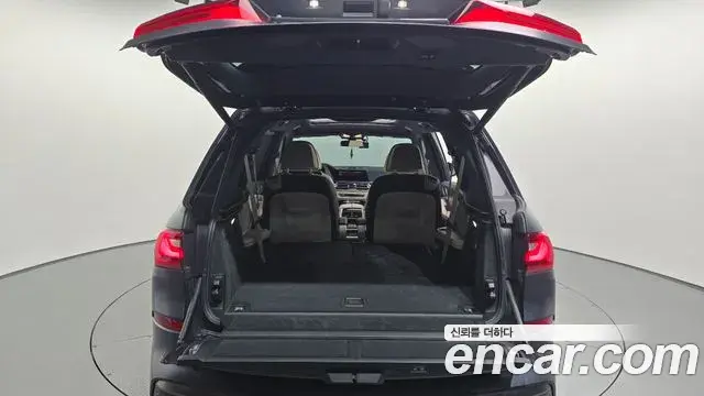 BMW X7 2020 — ფოტო 10/20
