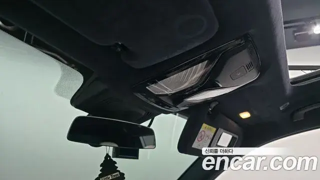 BMW X7 2020 — ფოტო 18/20