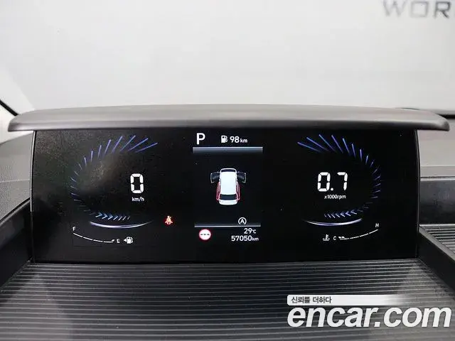 Hyundai Staria 2021 — ფოტო 7/20