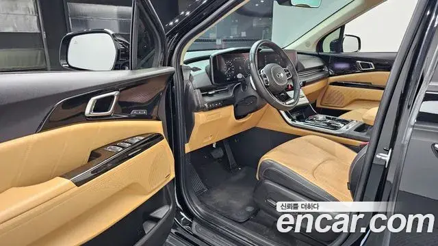Kia Carnival 2021 — Фото 10/20
