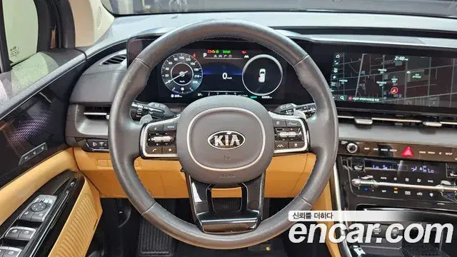 Kia Carnival 2021 — Фото 13/20