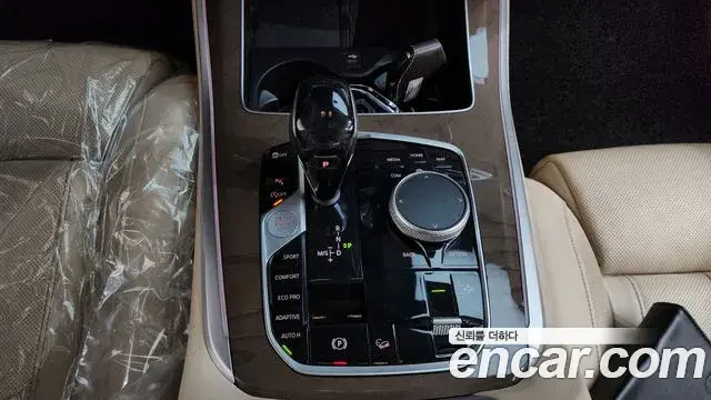 BMW X5 2019 — ფოტო 20/34