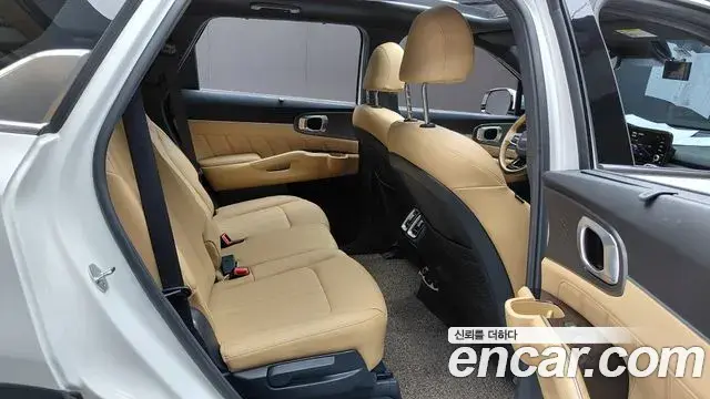 Kia Sorento 2022 — Şəkil 14/36