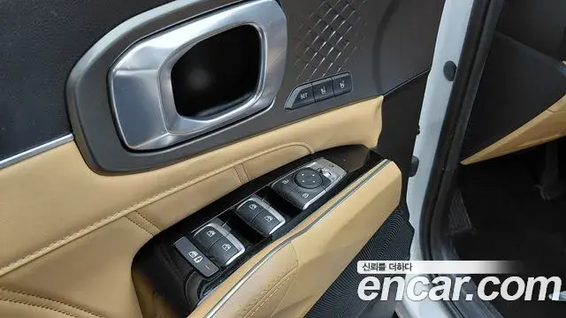 Kia Sorento 2022 — Şəkil 17/36