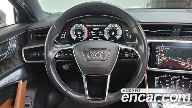 Audi A6 2021 — Фото 13/20