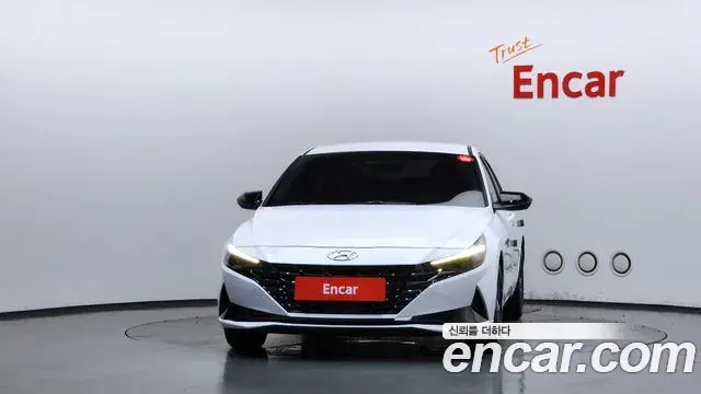 Hyundai Avante 2021 — Фото 3/20