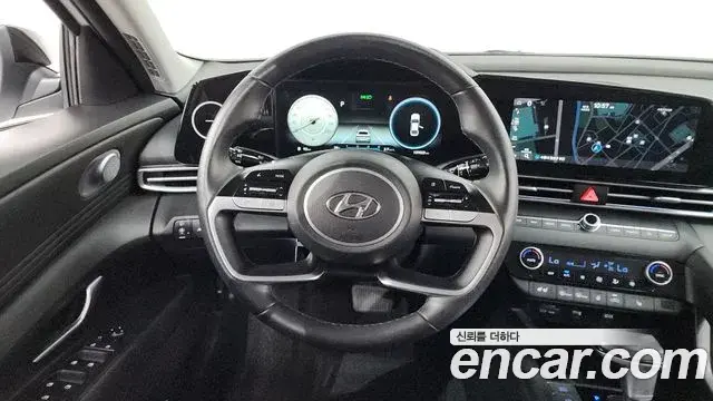 Hyundai Avante 2021 — Фото 13/20