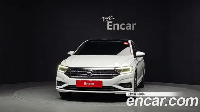 Volkswagen Jetta 2021 — Photo 7/20