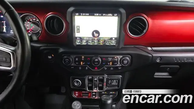 Jeep Wrangler 2021 — Şəkil 2/32
