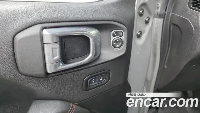 Jeep Wrangler 2021 — Şəkil 3/32