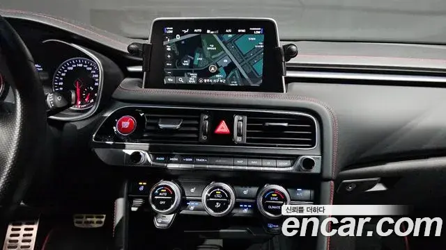 Genesis G70 2018 — Şəkil 16/20