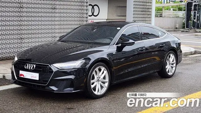 Audi A7 2023 — Фото 10/20
