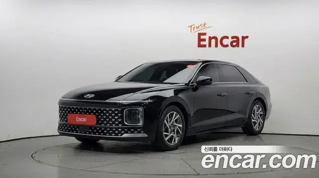 Hyundai Grandeur 2023 — Фото 1/20