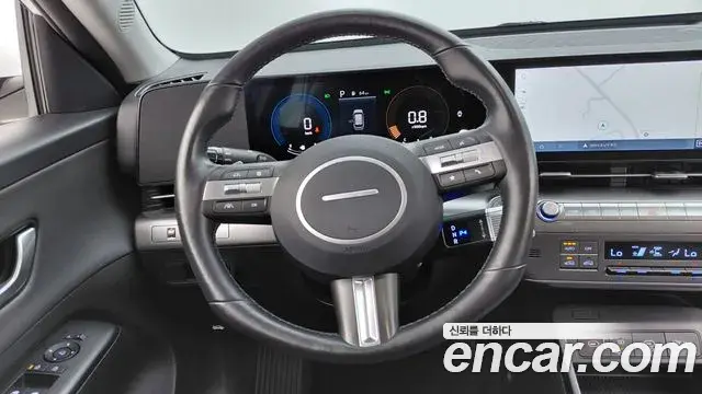 Hyundai Kona 2023 — Фото 14/20