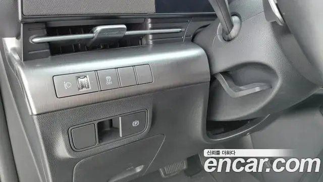 Hyundai Kona 2023 — Фото 19/20