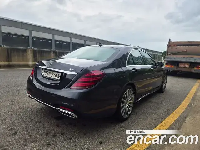 Mercedes-Benz S-Class 2018 — Фото 6/14