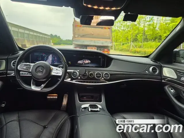 Mercedes-Benz S-Class 2018 — Фото 13/14