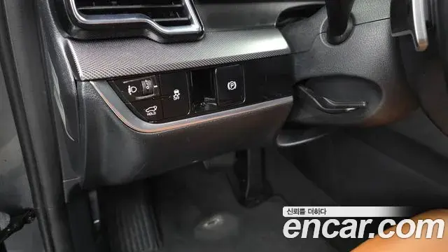 Kia Sportage 2022 — ფოტო 10/34