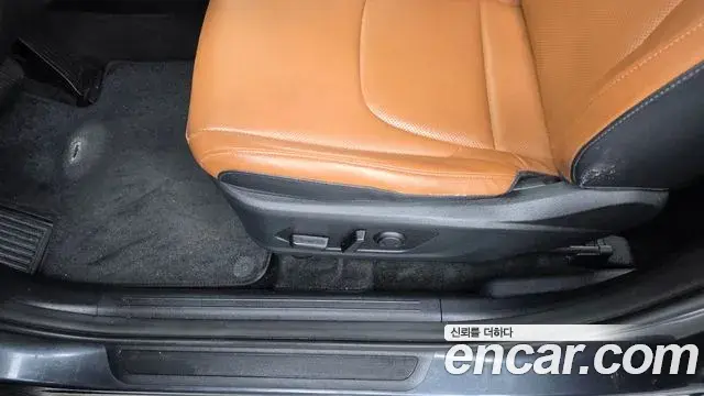 Kia Sportage 2022 — ფოტო 25/34