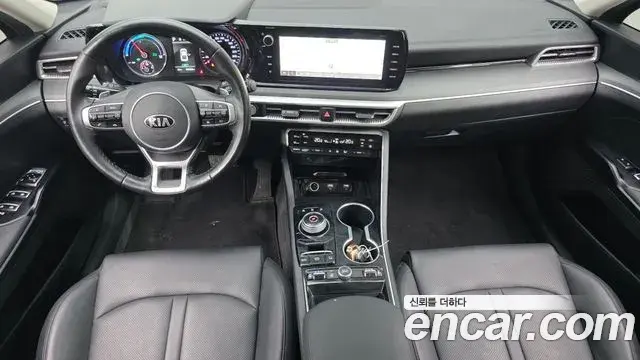Kia K5 2021 — ფოტო 5/20