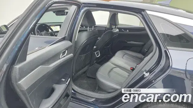 Kia K5 2021 — ფოტო 3/20