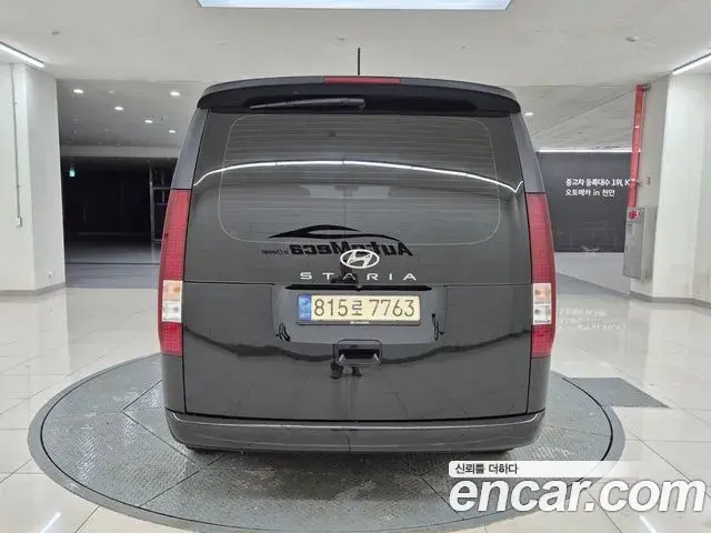 Hyundai Staria 2023 — Фото 5/20