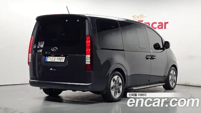 Hyundai Staria 2024 — Photo 26/39
