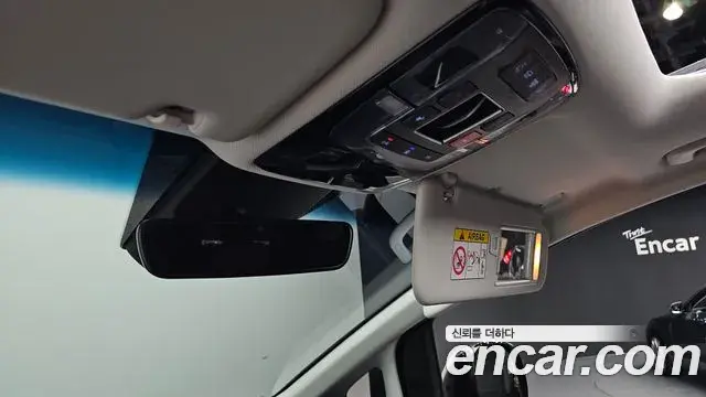 Hyundai Staria 2024 — Photo 11/39