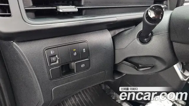Hyundai Staria 2024 — Photo 37/39