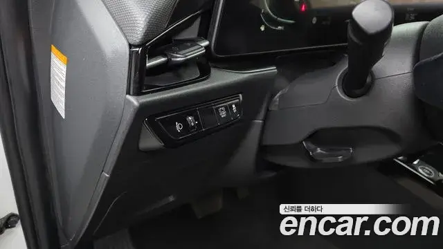 Kia Niro 2022 — Photo 18/32