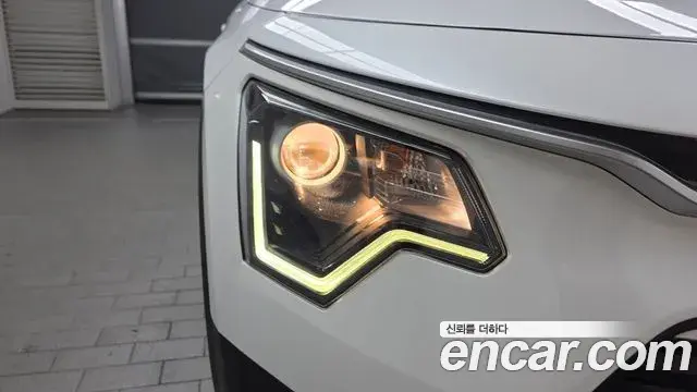 Kia Niro 2022 — Photo 22/32