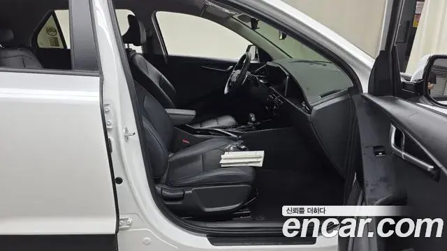 Kia Niro 2022 — Photo 26/32