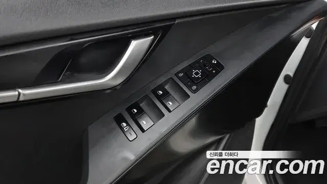 Kia Niro 2022 — Photo 15/32