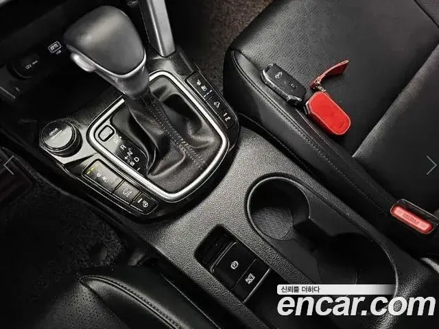 Kia Seltos 2020 — Photo 1/19