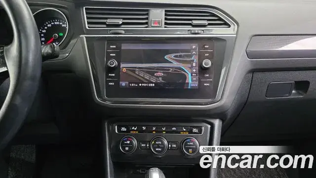 Volkswagen Tiguan 2018 — Şəkil 6/20
