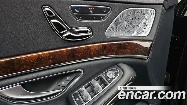 Mercedes-Benz S-Class 2019 — Фото 12/20