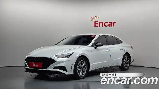 Hyundai Sonata 2022 — Фото 1/20