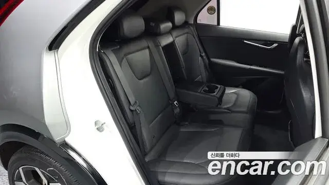 Kia Niro 2022 — ფოტო 20/31