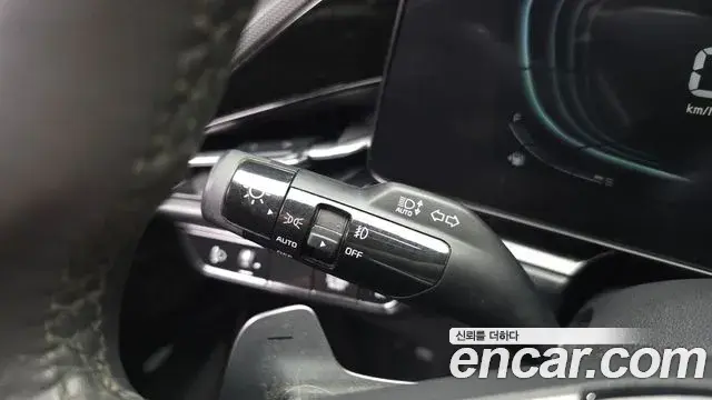 Kia Niro 2022 — ფოტო 5/31