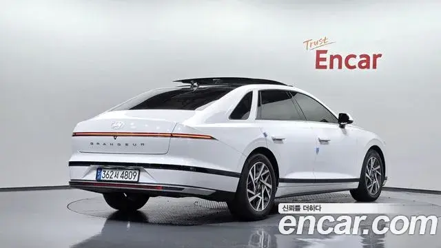 Hyundai Grandeur 2023 — Фото 2/20