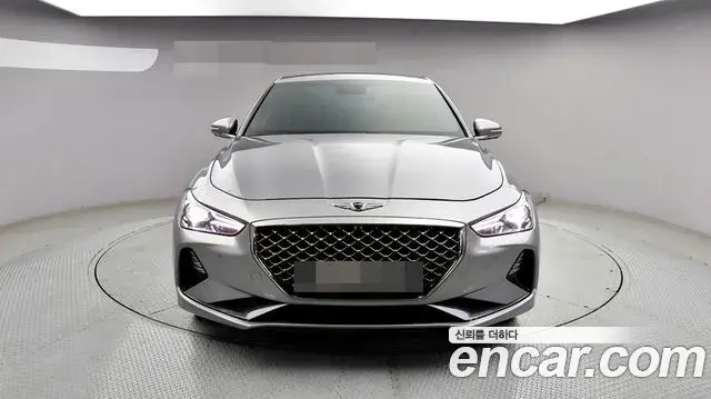 Genesis G70 2019 — ფოტო 8/20