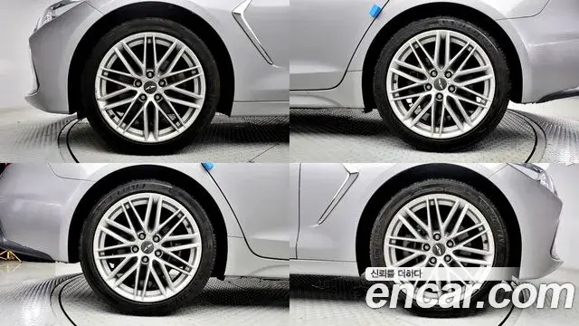 Genesis G70 2019 — ფოტო 13/20