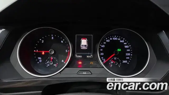 Volkswagen Tiguan 2020 — ფოტო 7/34