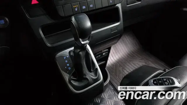 Hyundai Staria 2021 — Фото 9/20
