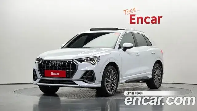Audi Q3 2022 — Фото 1/20