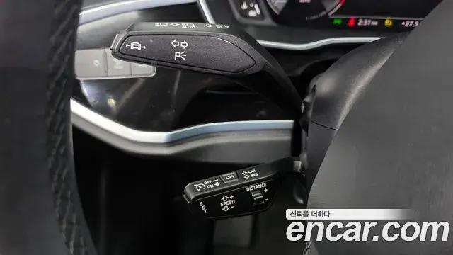Audi Q3 2022 — Фото 18/20
