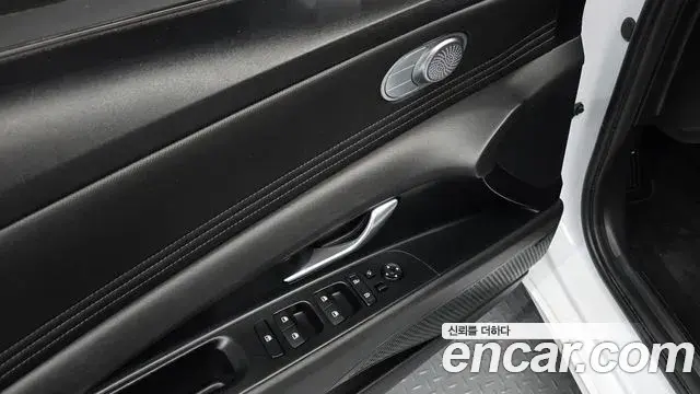 Hyundai Avante 2023 — Фото 18/20