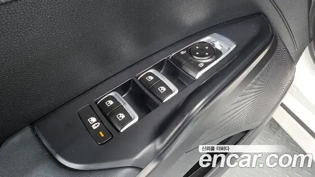 Kia K5 2022 — Şəkil 30/38